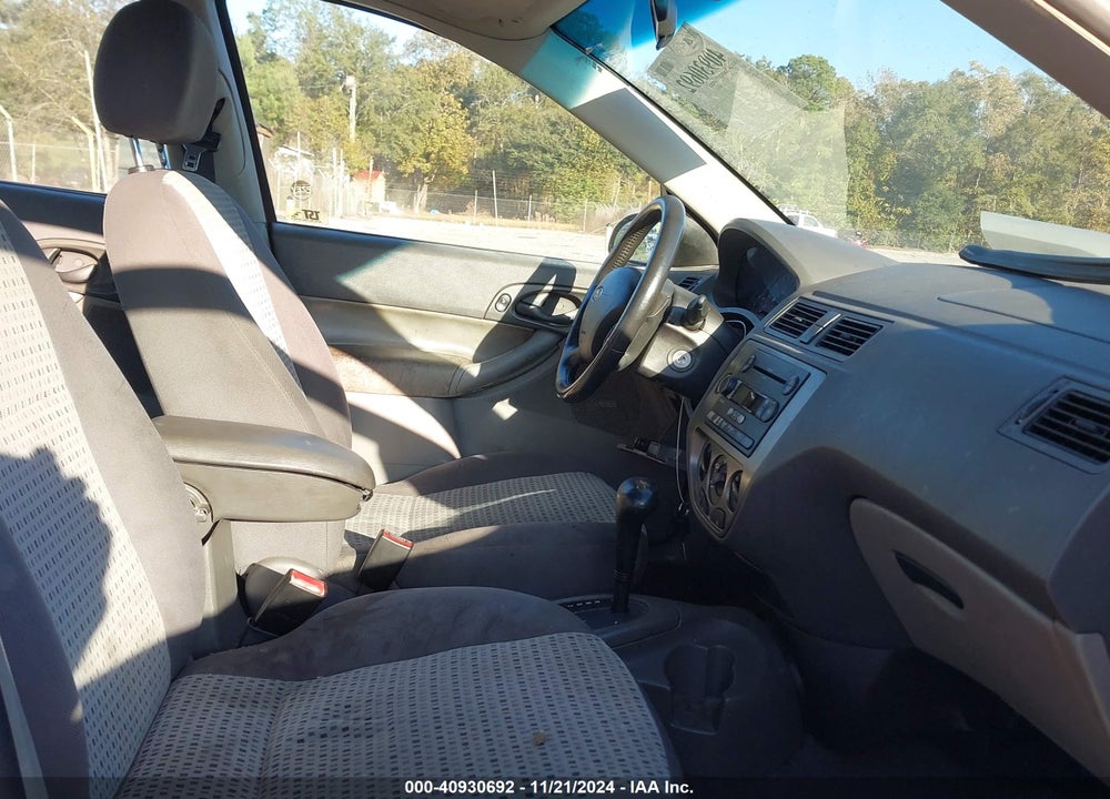 2005 FORD FOCUS ZX4 VIN: 1FAHP34N65W174638