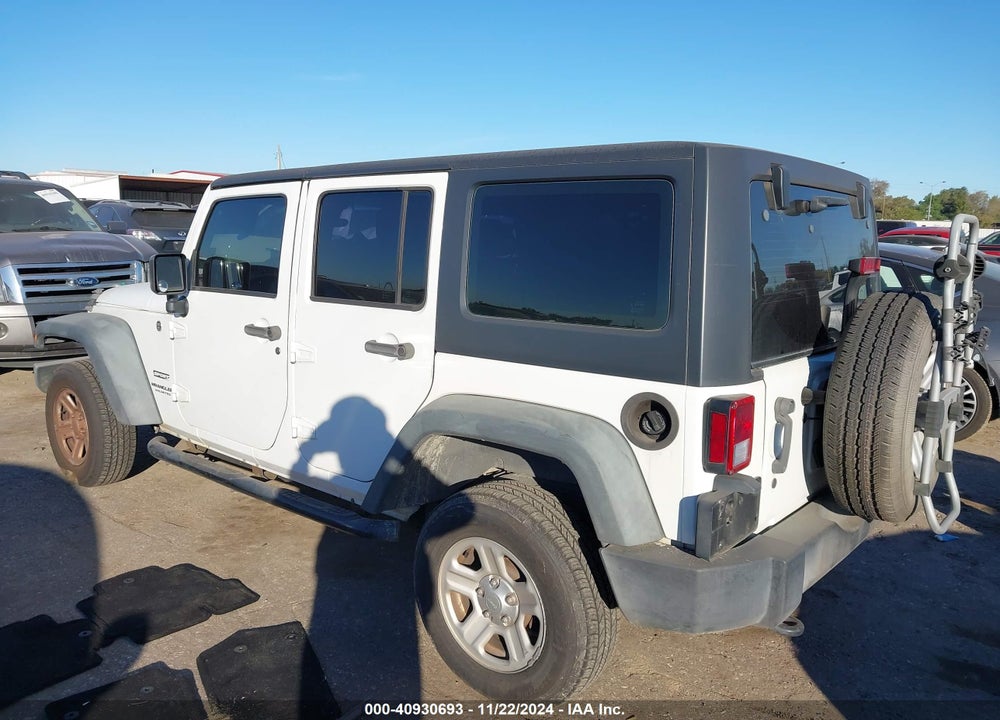 2014 JEEP WRANGLER UNLIMITED SPORT VIN: 1C4BJWDG3EL295553