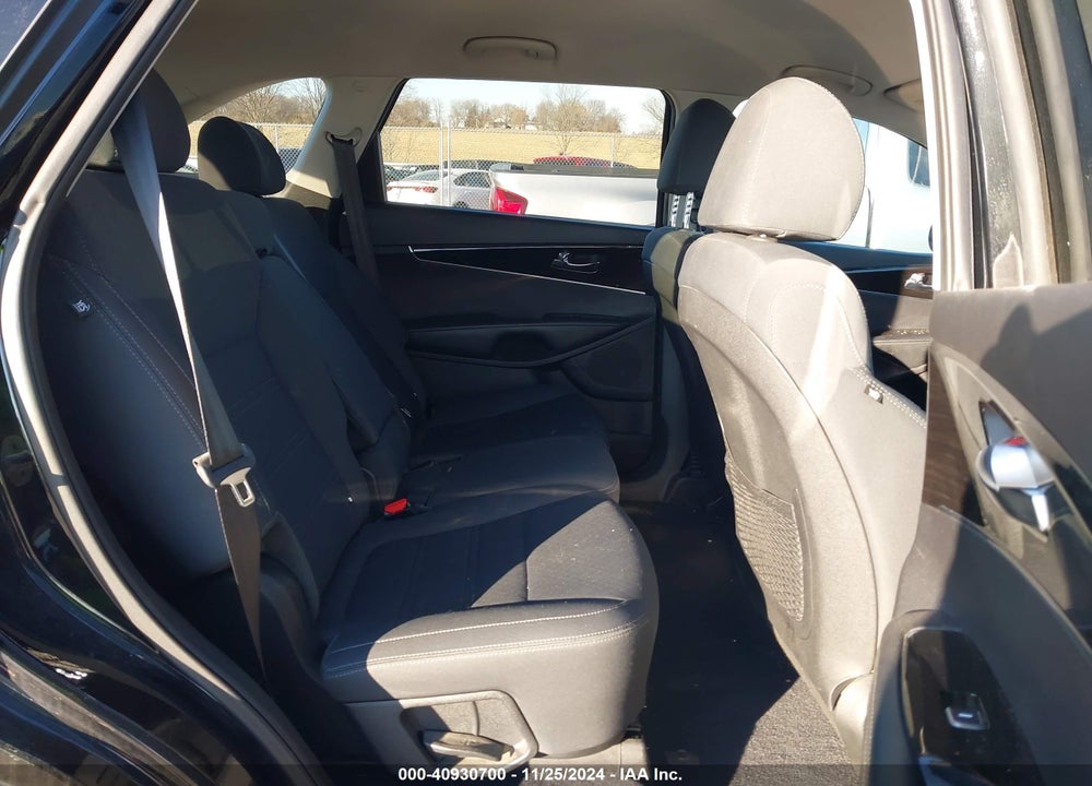 2019 KIA SORENTO 2.4L L VIN: 5XYPG4A37KG588566