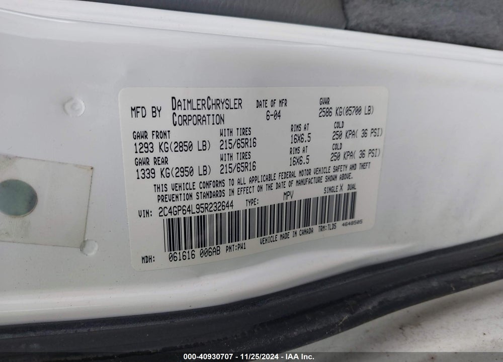 2005 CHRYSLER TOWN & COUNTRY LIMITED VIN: 2C4GP64L95R232644