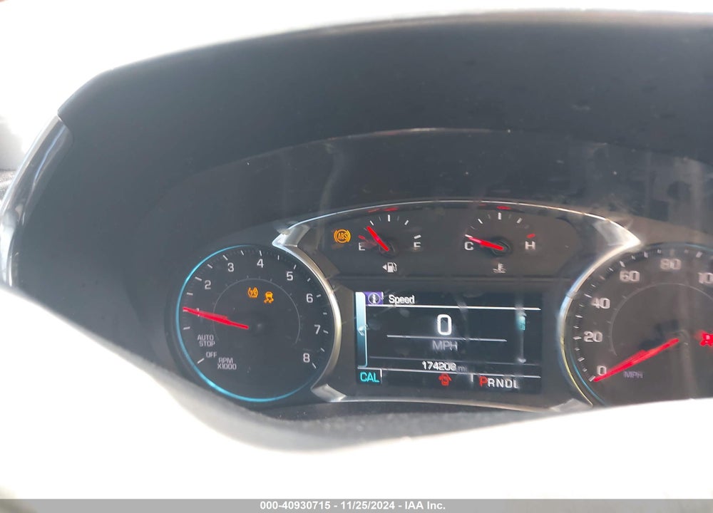 2018 CHEVROLET EQUINOX LT VIN: 2GNAXJEV3J6136732