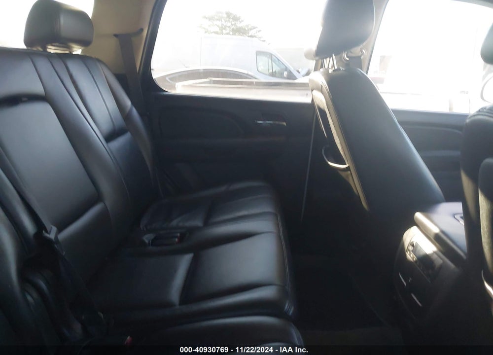 2010 CHEVROLET TAHOE LT VIN: 1GNMCBE37AR194876