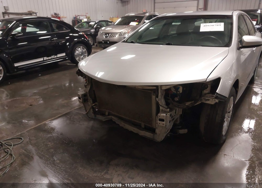 2014 TOYOTA CAMRY LE VIN: 4T4BF1FK7ER391784