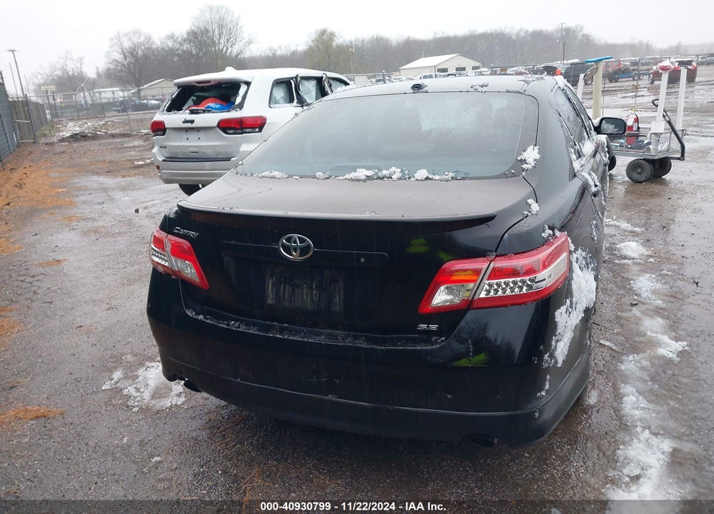 2011 TOYOTA CAMRY SE VIN: 4T1BF3EK9BU137741