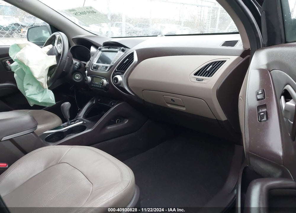 2011 HYUNDAI TUCSON LIMITED VIN: KM8JUCAC8BU314411