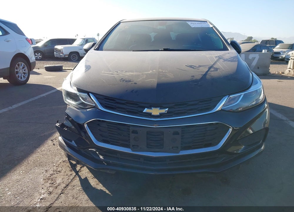 2017 CHEVROLET CRUZE VIN: 3G1BE6SM8HS585470