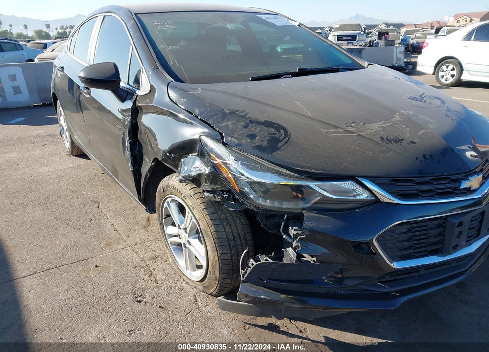 2017 CHEVROLET CRUZE VIN: 3G1BE6SM8HS585470