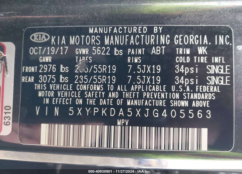 2018 KIA SORENTO 3.3L SX VIN: 5XYPKDA5XJG405563