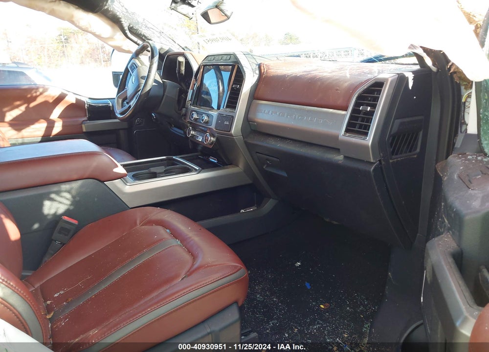 2022 FORD F-350 PLATINUM VIN: 1FT8W3BT5NEF47155