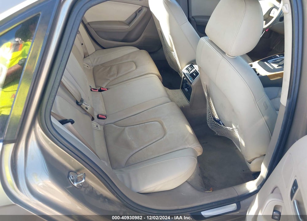 2010 AUDI A4 VIN: WAUEFAFL5AN054097