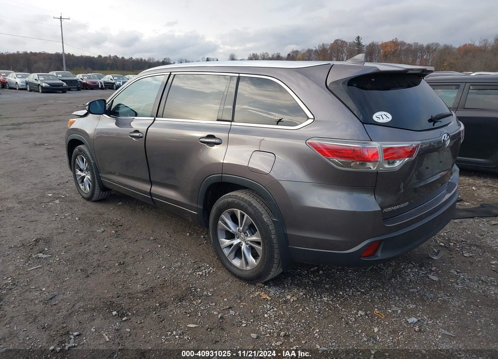 2014 TOYOTA HIGHLANDER XLE V6 VIN: 5TDJKRFHXES059626