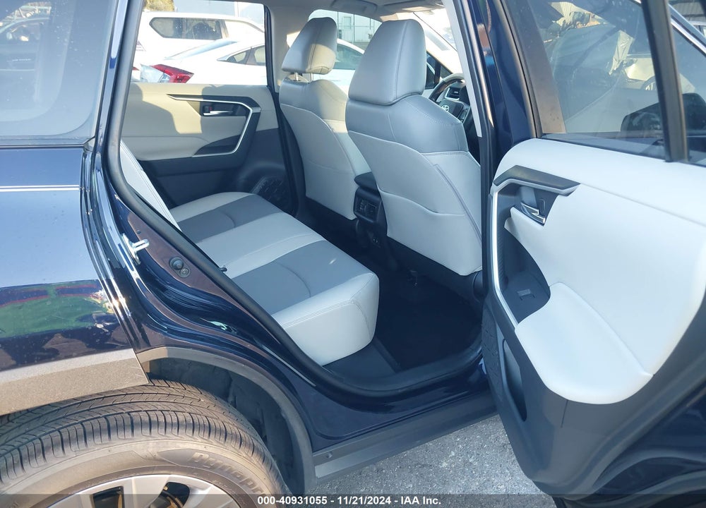 2020 TOYOTA RAV4 XLE PREMIUM VIN: JTMC1RFV0LD042389