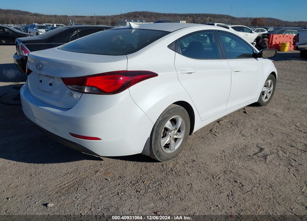 2015 HYUNDAI ELANTRA SE VIN: 5NPDH4AE9FH613399
