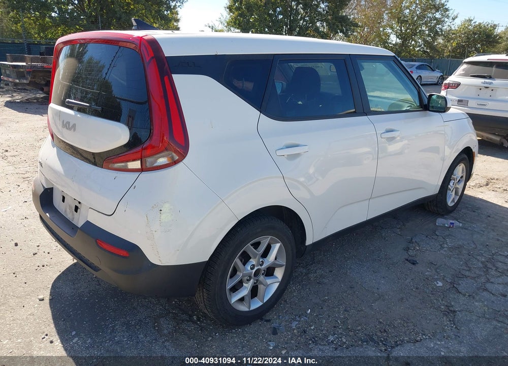 2022 KIA SOUL LX VIN: KNDJ23AU9N7804197