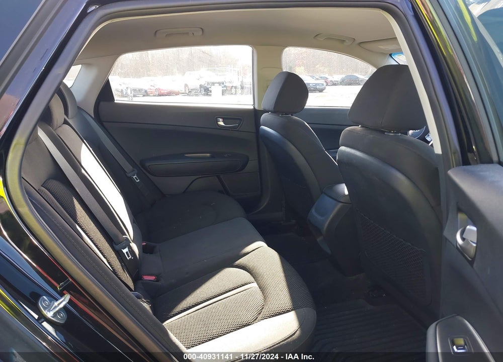 2019 KIA OPTIMA VIN: 5XXGT4L30KG344626