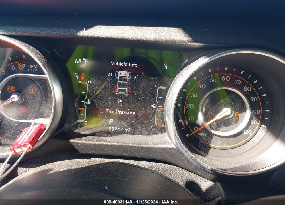 2021 ANGLER JEEP WR UNLIMITED SAHARA 4X4 VIN: 1C4HJXEG8MW503633