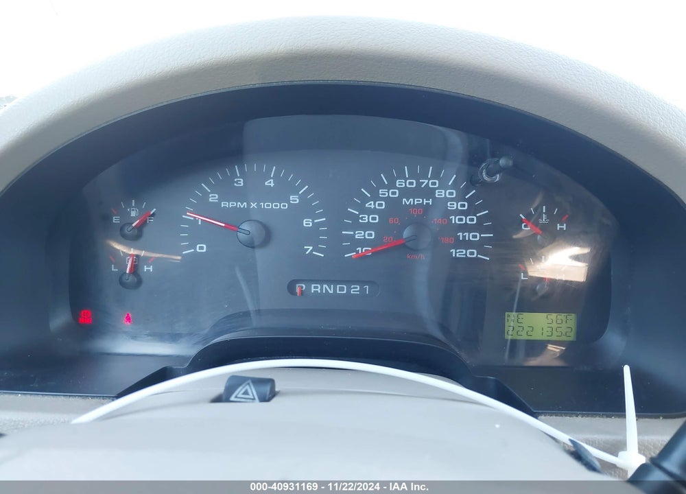 2004 FORD F-150 STX/XL/XLT VIN: 1FTRX12W74NB79351