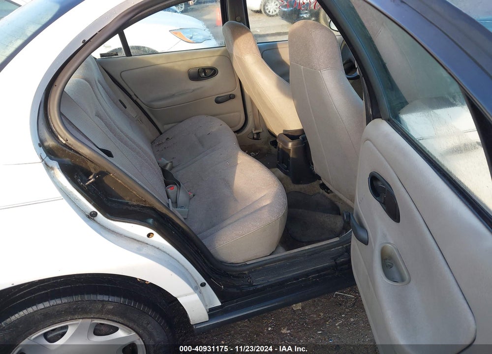 2002 SATURN S-SERIES SL1 VIN: 1G8ZH52842Z136222