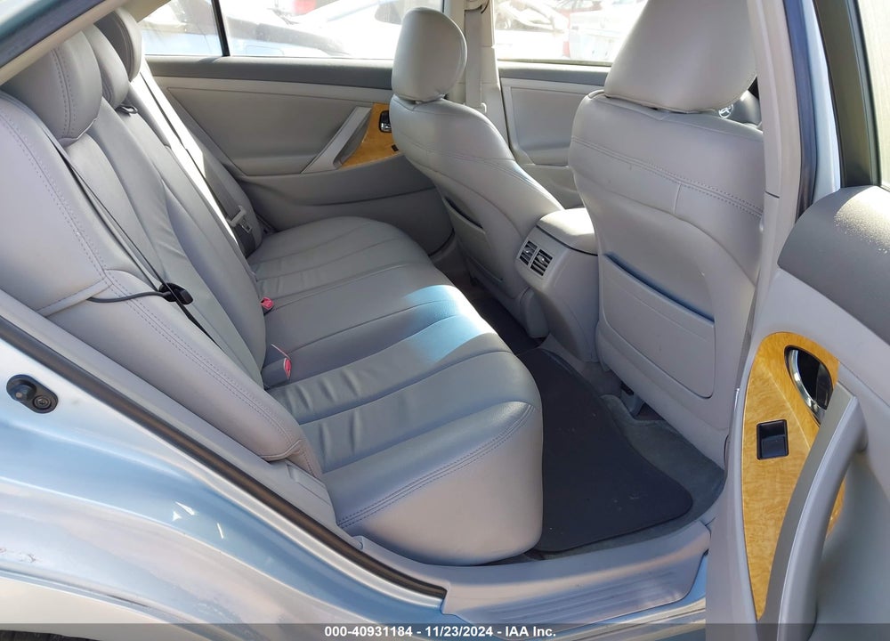 2007 TOYOTA CAMRY XLE VIN: JTNBE46K073083198