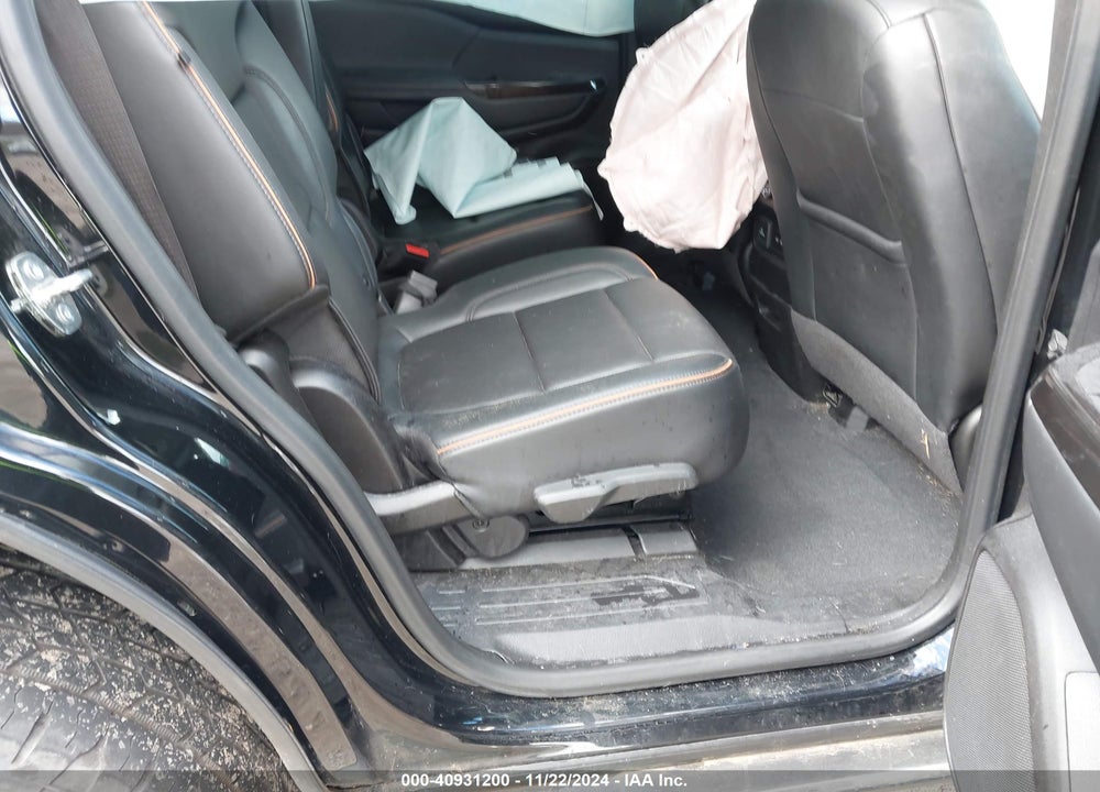 2022 GMC ACADIA AWD AT4 VIN: 1GKKNLLSXNZ164324