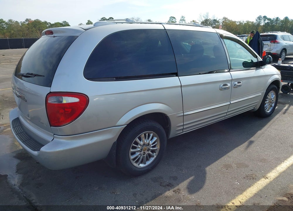 2002 CHRYSLER TOWN & COUNTRY LIMITED VIN: 2C8GP64L32R700510