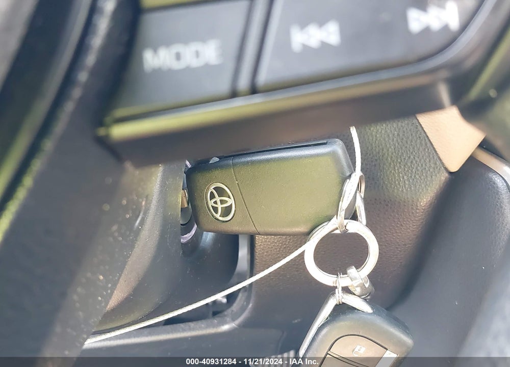 2019 TOYOTA RAV4 LE VIN: JTMH1RFV9KD507000