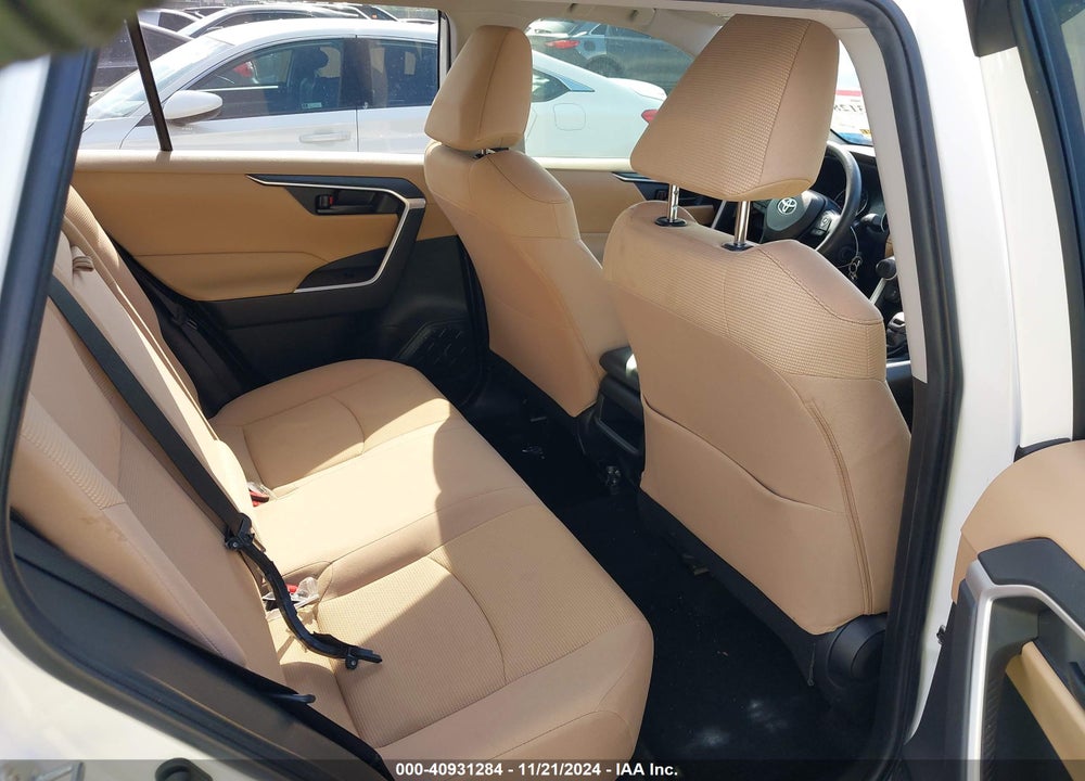 2019 TOYOTA RAV4 LE VIN: JTMH1RFV9KD507000