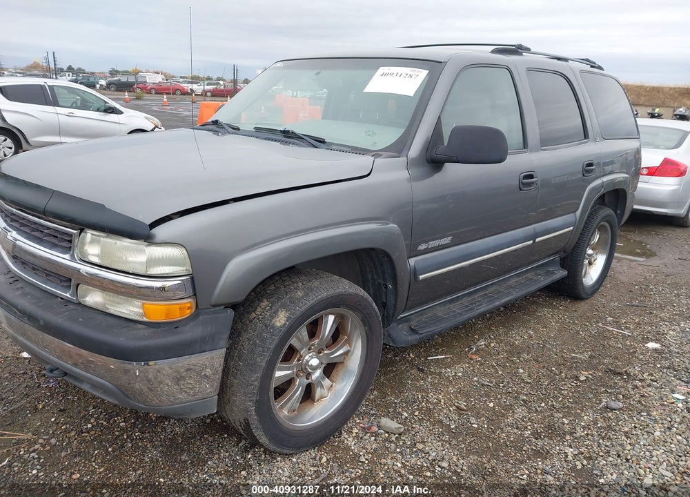 2002 CHEVROLET TAHOE LS VIN: 1GNEC13T52J305572