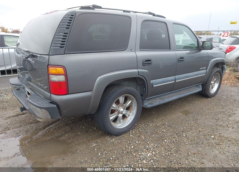 2002 CHEVROLET TAHOE LS VIN: 1GNEC13T52J305572