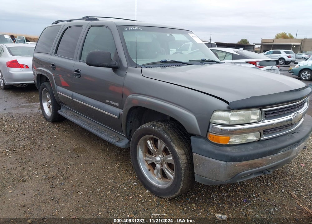 2002 CHEVROLET TAHOE LS VIN: 1GNEC13T52J305572
