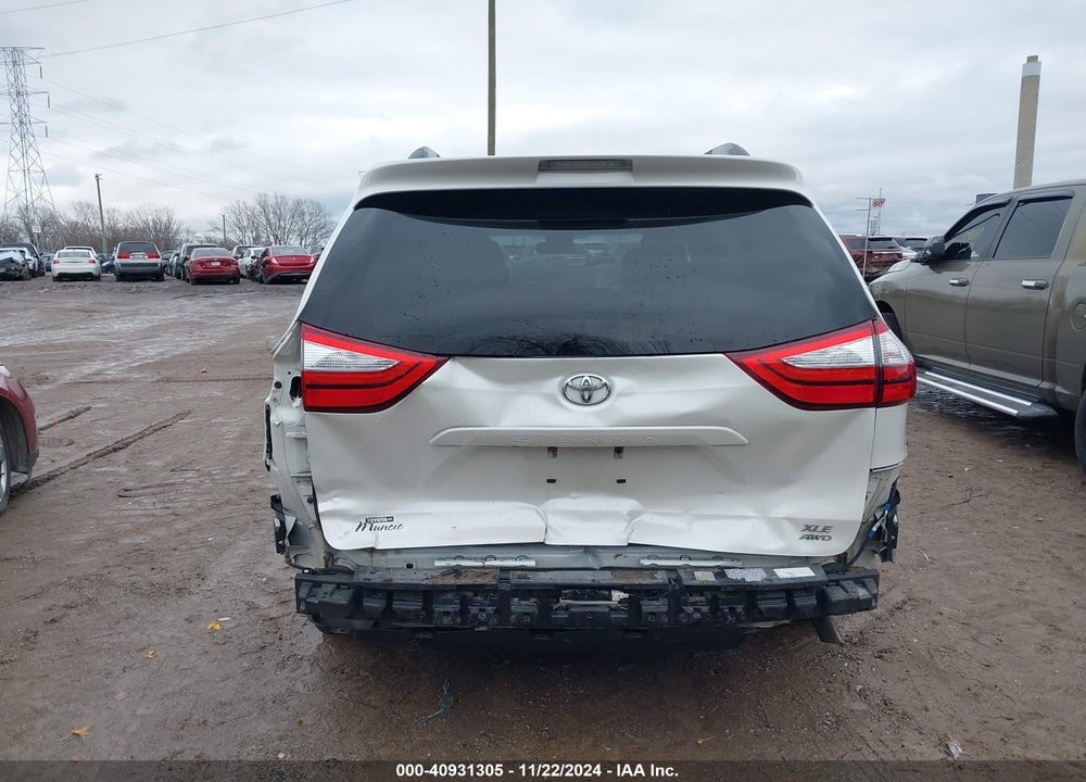 2017 TOYOTA SIENNA XLE LIMITED VIN: 5TDDZ3DC2HS161696