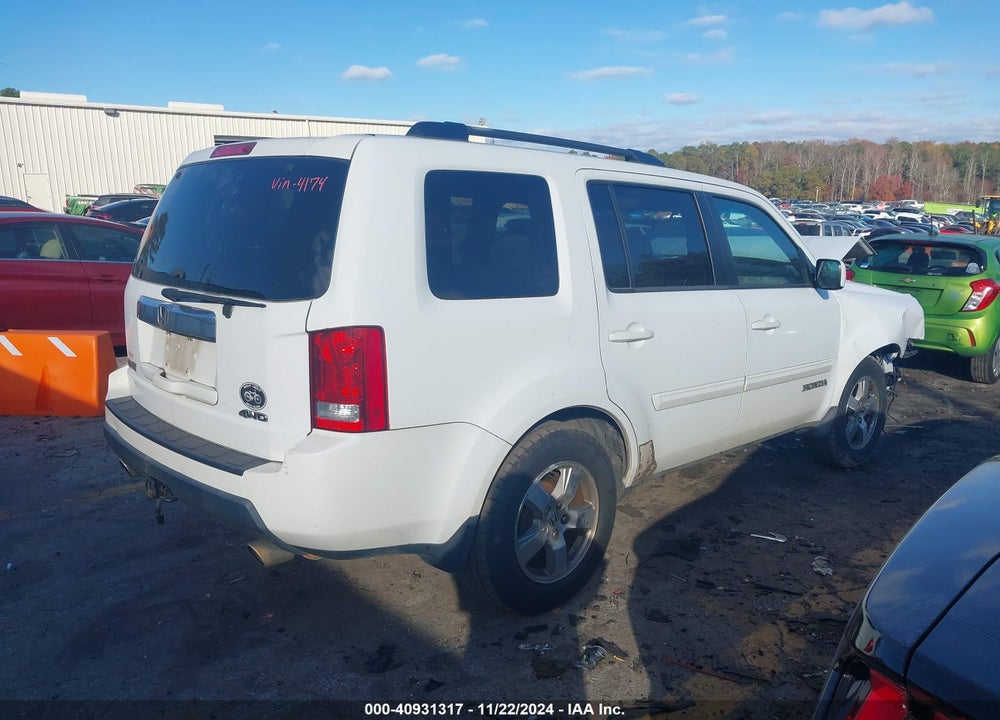 2009 HONDA PILOT EX VIN: 5FNYF48409B044174