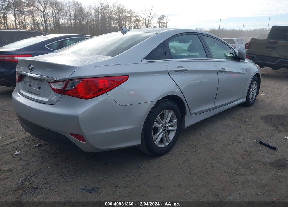 2014 HYUNDAI SONATA GLS VIN: 5NPEB4AC0EH910368