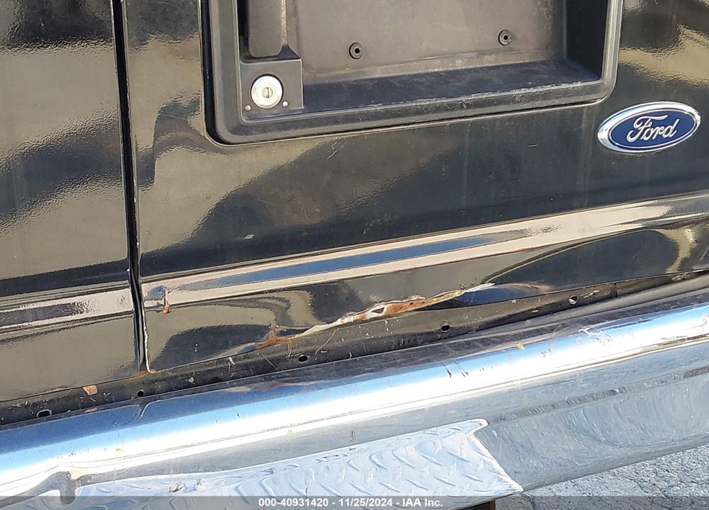 2013 FORD E-350 SUPER DUTY XL VIN: 1FBSS3BLXDDA07827
