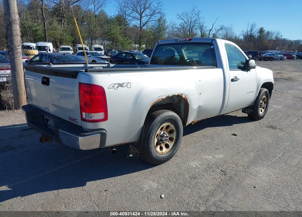 2011 GMC SIERRA 1500 WORK TRUCK VIN: 1GTN2TEA1BZ224122