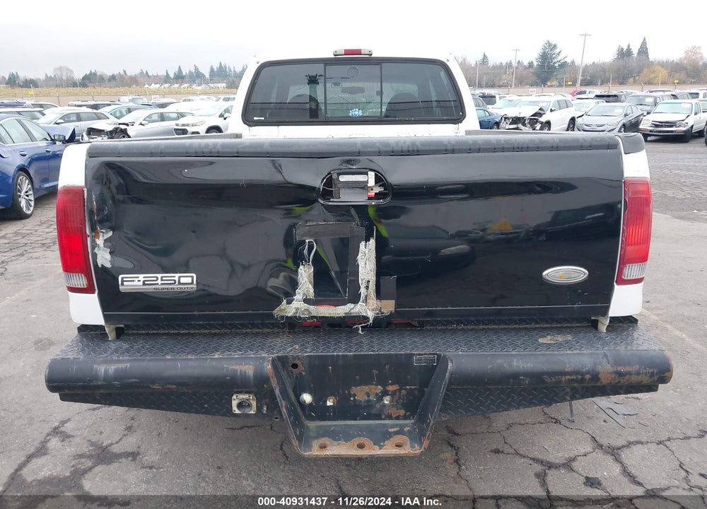 1999 FORD F-350 LARIAT/XL/XLT VIN: 1FTWW32S4XEC36477