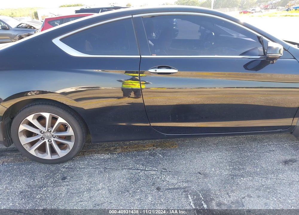 2013 HONDA ACCORD VIN: 1HGCT2B83DA005651