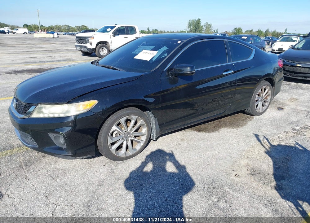 2013 HONDA ACCORD VIN: 1HGCT2B83DA005651
