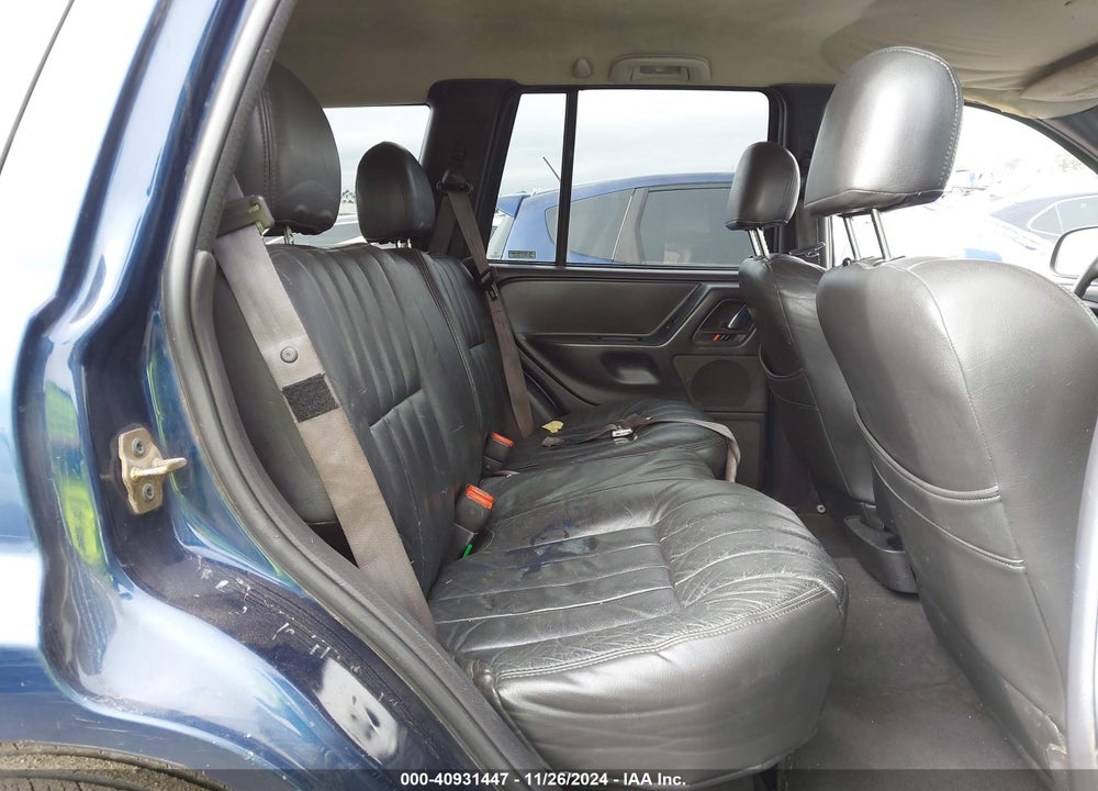 2000 JEEP GRAND CHEROKEE LAREDO VIN: 1J4G248S0YC391161