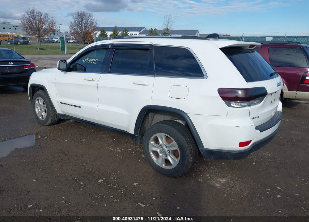 2017 JEEP GRAND CHEROKEE LAREDO 4X4 VIN: 1C4RJFAG5HC810480