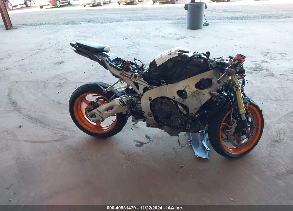 2009 HONDA CBR1000 RR VIN: JH2SC59J89K000491