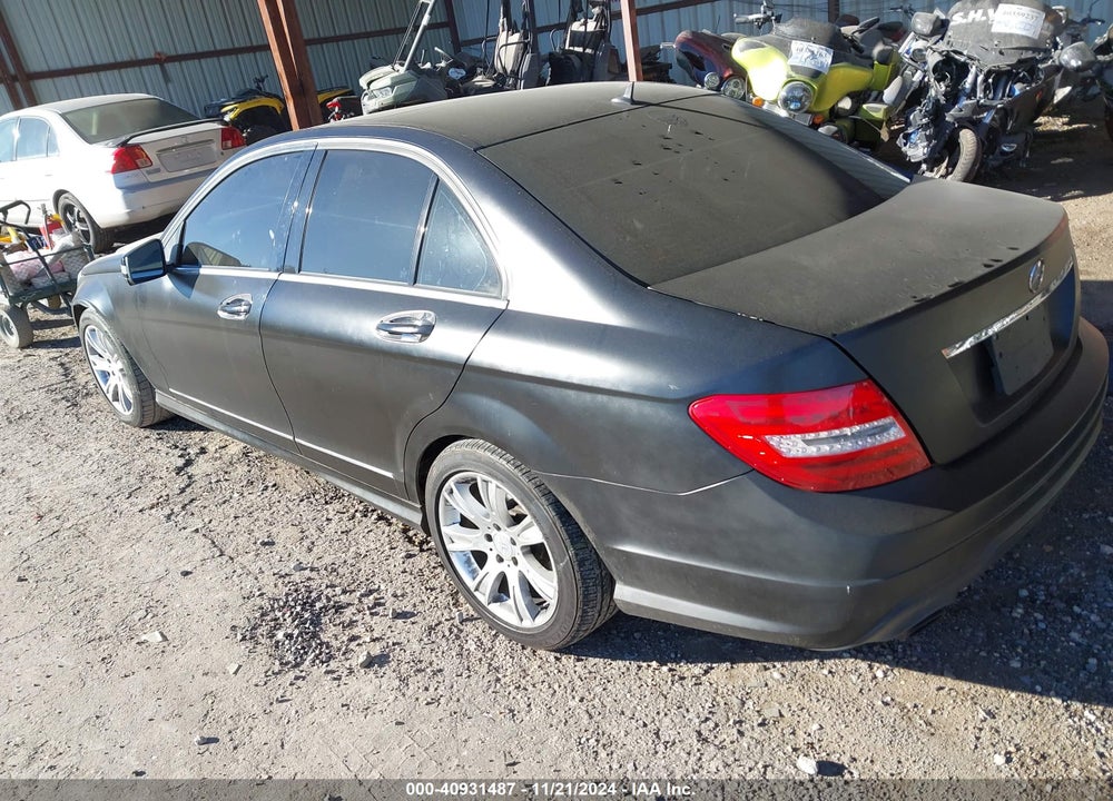 2014 MERCEDES-BENZ C 250 LUXURY/SPORT VIN: WDDGF4HBXER312846
