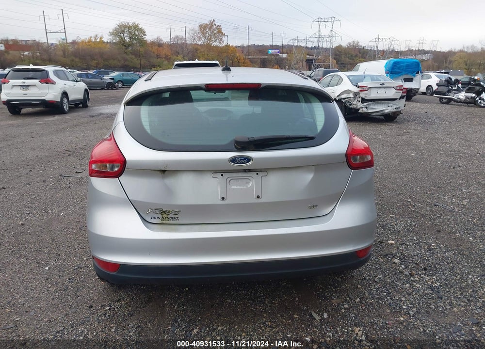 2017 FORD FOCUS SE VIN: 1FADP3K28HL282434