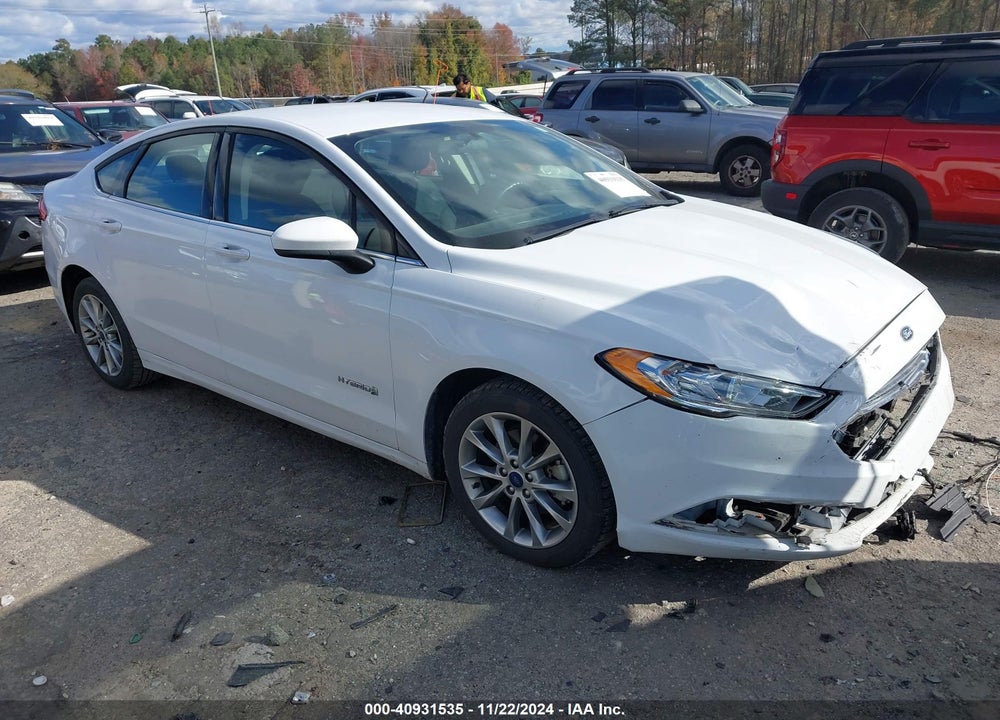 2017 FORD FUSION HYBRID SE VIN: 3FA6P0LU7HR344656