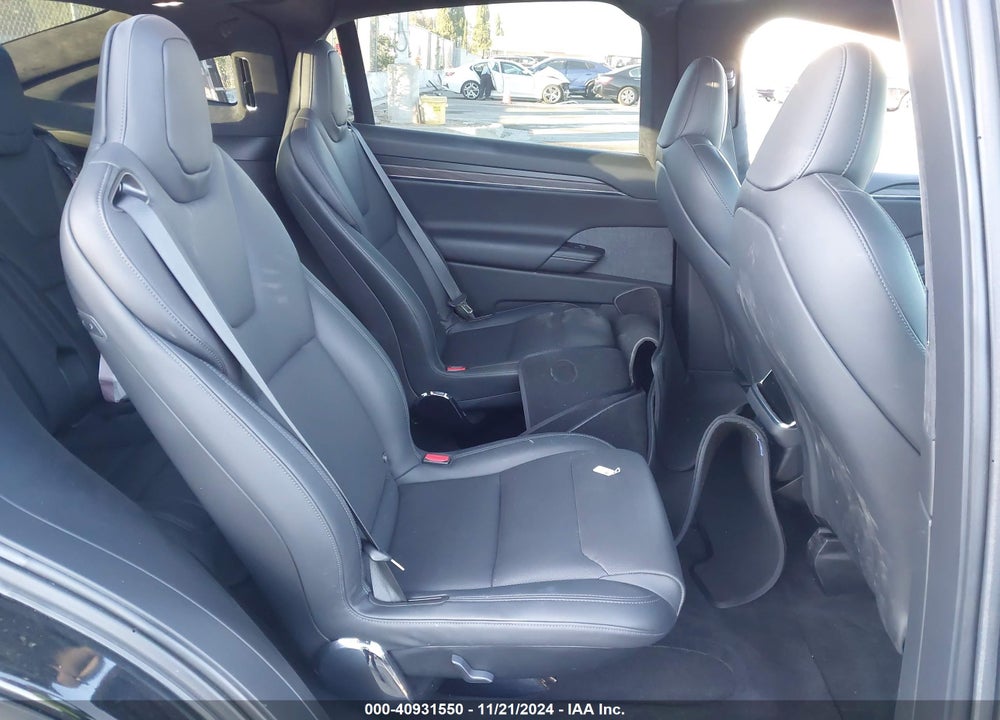 2022 TESLA MODEL X DUAL MOTOR ALL-WHEEL DRIVE VIN: 7SAXCBE5XNF335266