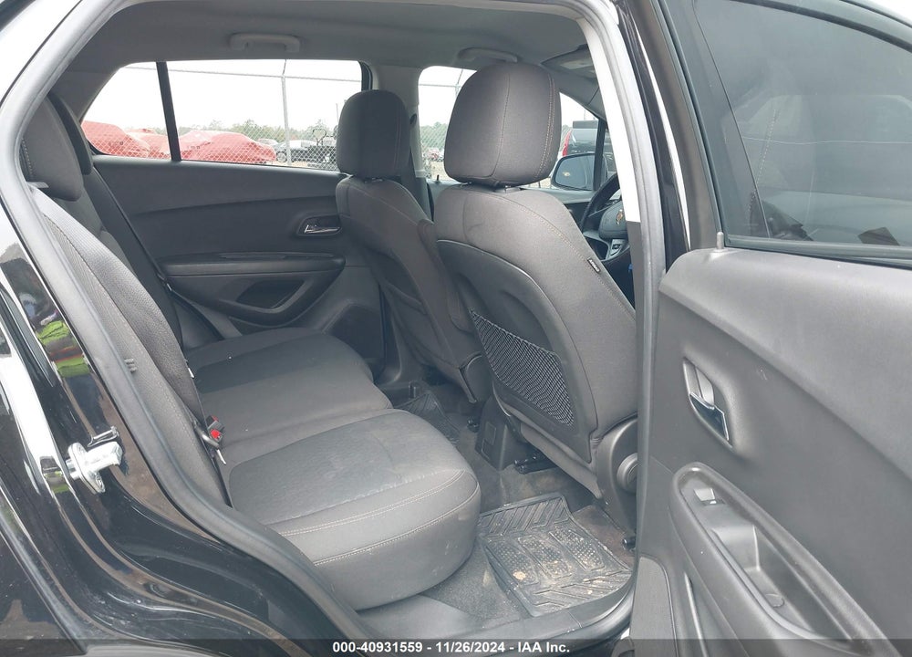 2020 CHEVROLET TRAX FWD LS VIN: KL7CJKSB1LB323242