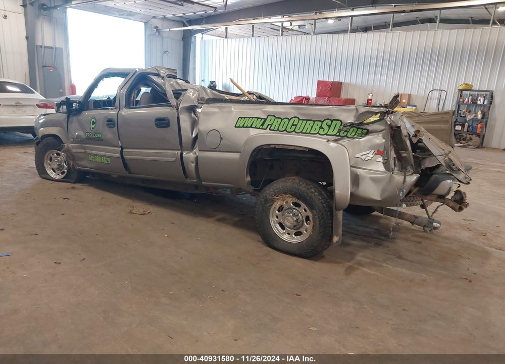 2003 CHEVROLET SILVERADO 2500HD LS VIN: 1GCHK23143F106692