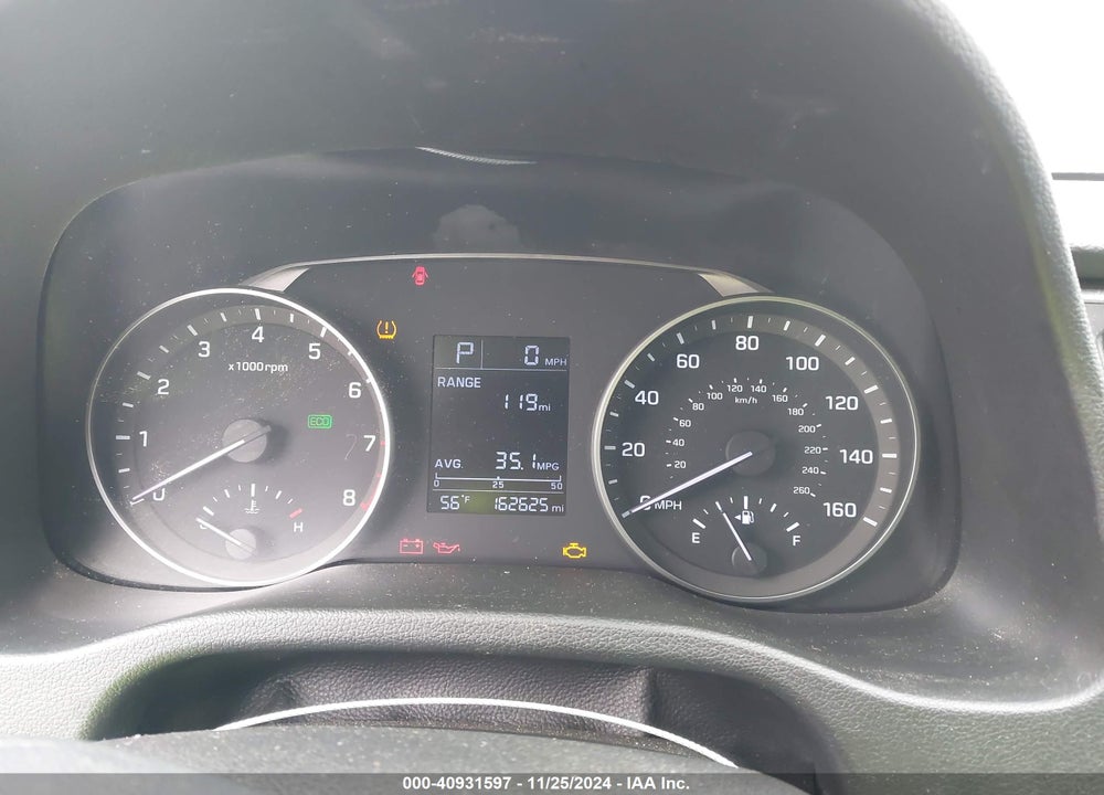 2018 HYUNDAI ELANTRA SE VIN: 5NPD74LF6JH384200