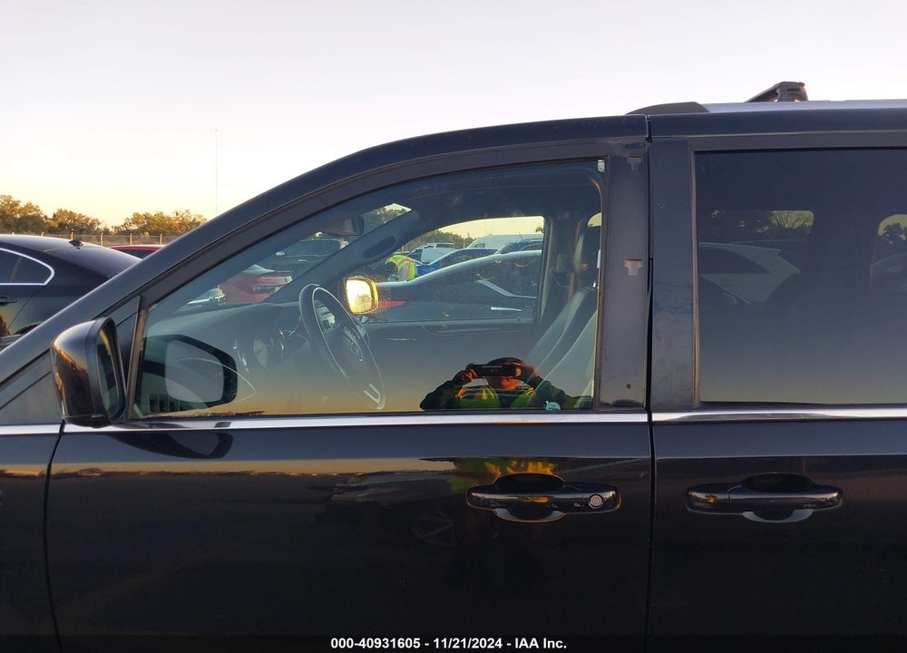 2017 DODGE GRAND CARAVAN SXT VIN: 2C4RDGCG4HR617187