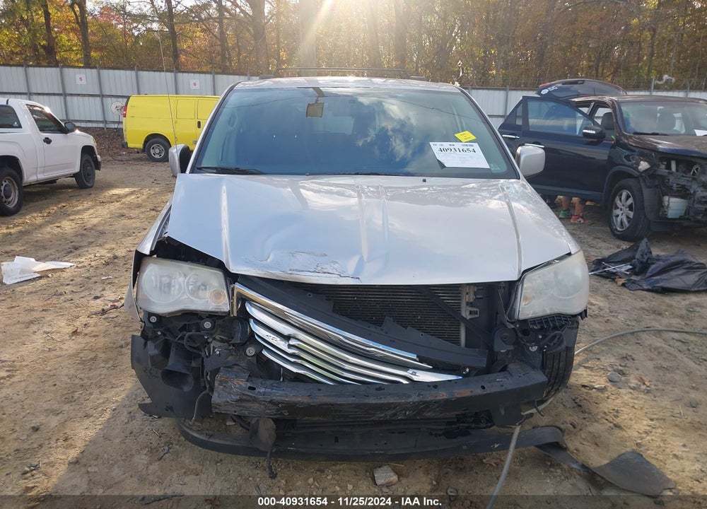2011 CHRYSLER TOWN & COUNTRY TOURING VIN: 2A4RR5DG7BR703597